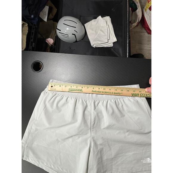North Face Women's Wander Short Grey Size Large Athletic Shorts - Picture 4 of 10